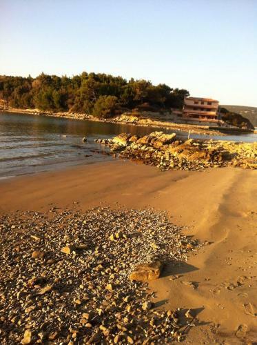 Hostal Apartmani Fu?a Rab