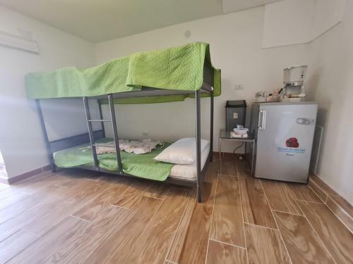 Hostal Loft Da Maria, Scavata Nella Pietra, Stanza Con Bagno Interno E Box Doccia Esterna