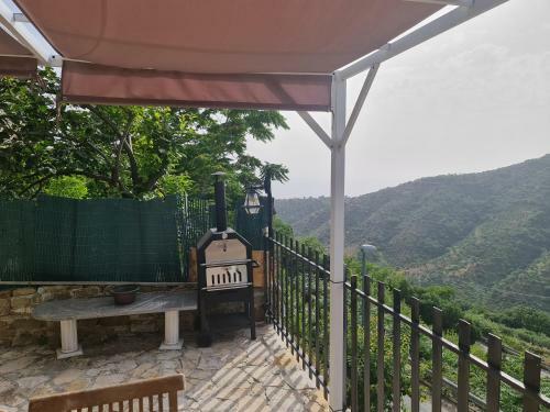 Hostal Loft Da Maria, Scavata Nella Pietra, Stanza Con Bagno Interno E Box Doccia Esterna