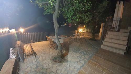 Hostal Loft Da Maria, Scavata Nella Pietra, Stanza Con Bagno Interno E Box Doccia Esterna