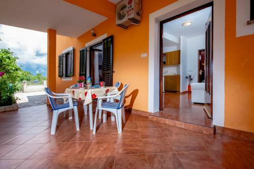Apartments Ana