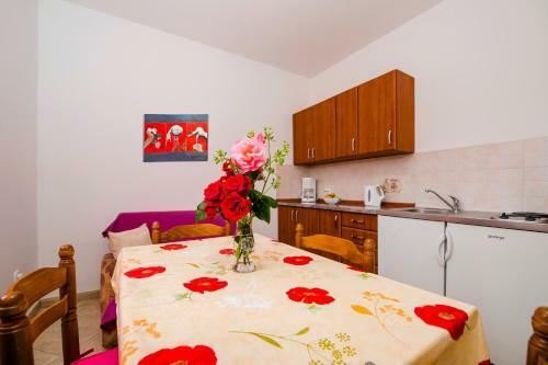 Apartments Ana