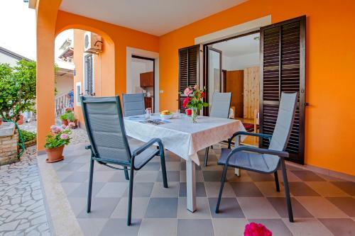 Apartments Ana