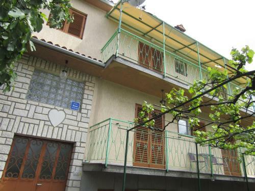 Green Garden Apartments