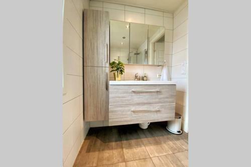 Modern And Central Apartment 3 Beds Free Parking