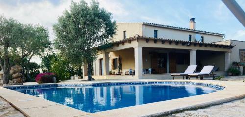 Villa Son Busqueret
