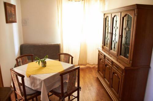 One Bedroom Apartment ?imi?i?