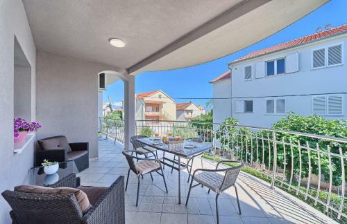 Apartments Meridians