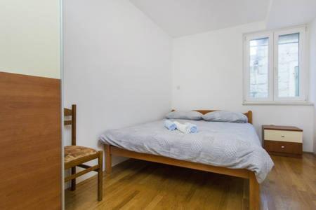 Apartments Bogi?