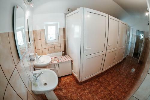 Hostal Pensiunea Katalin Vend�gh�z