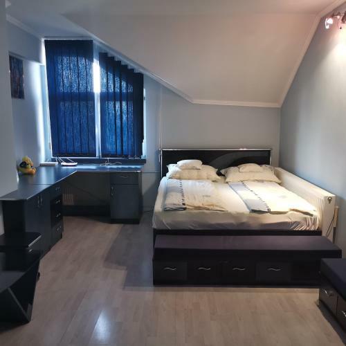 Hostal Vila Angela Felix