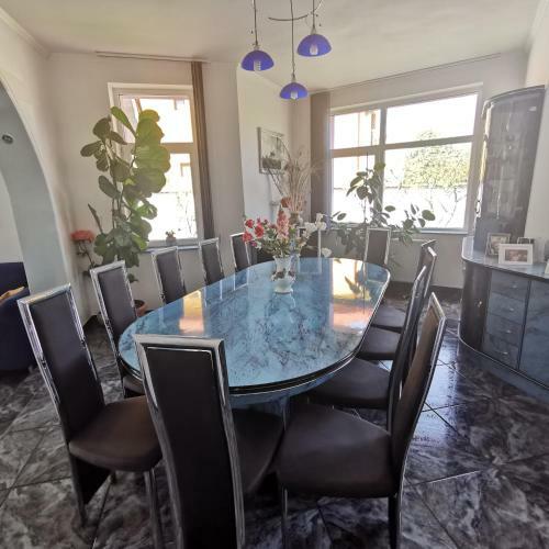 Hostal Vila Angela Felix