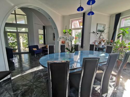 Hostal Vila Angela Felix