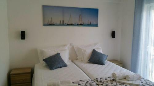 Hostal D.ana Guesthouse
