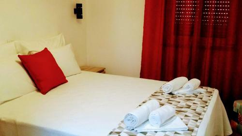 Hostal D.ana Guesthouse