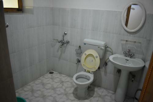 Hostal Kushu Guest House