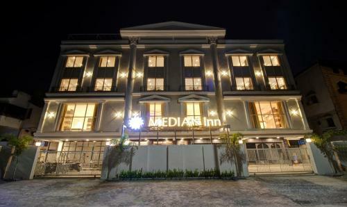 Hotel Treebo Tryst Median Inn