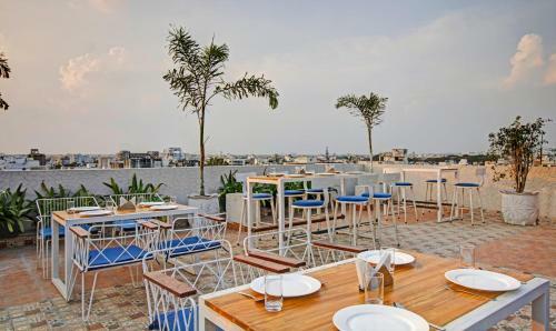 Hotel Treebo Tryst Median Inn