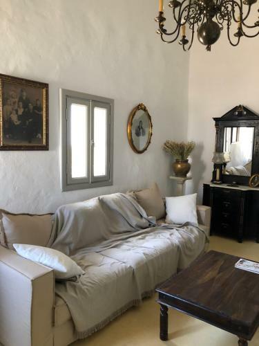 Kotrozena Home