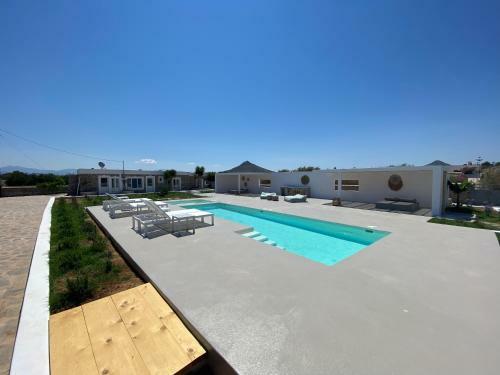 Villa De Lenta