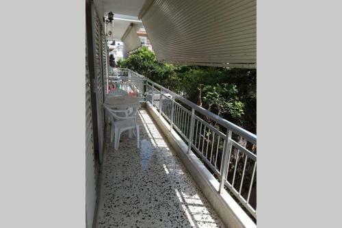 Maki Apartment