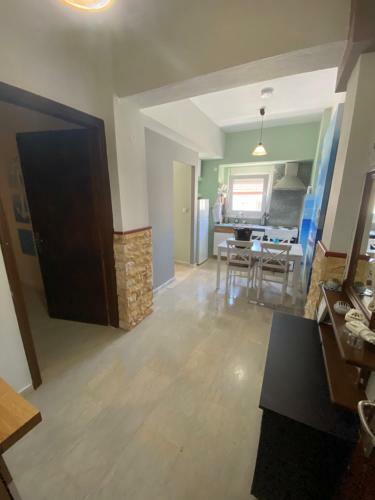 Maki Apartment