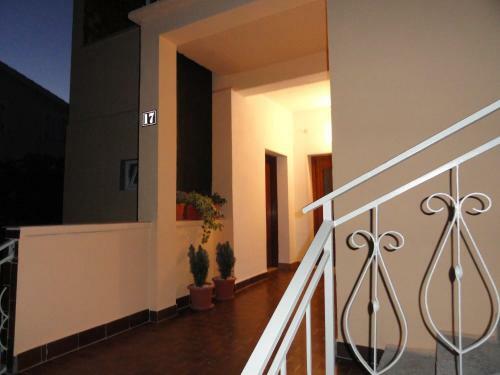 Hostal Holiday House Marija
