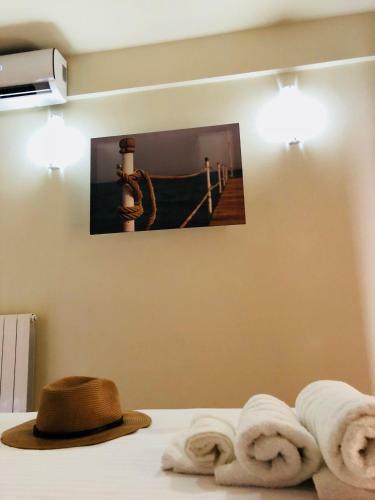 Hostal Anna By The Sea
