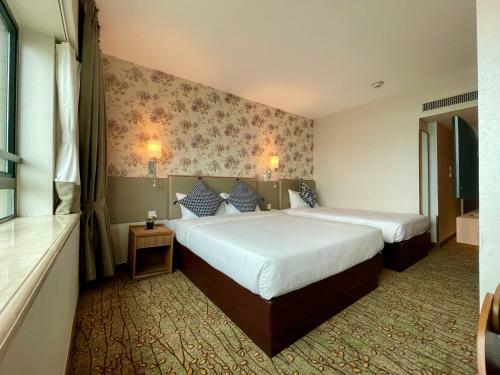 Lander Grand Hotel