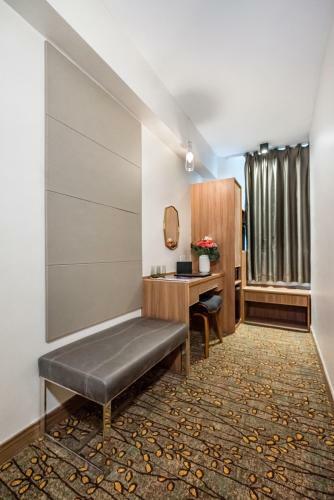 Lander Grand Hotel
