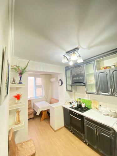 Apartamento 12-? ??????????, 70; ???????, ??????????: +7 771 257 62 53