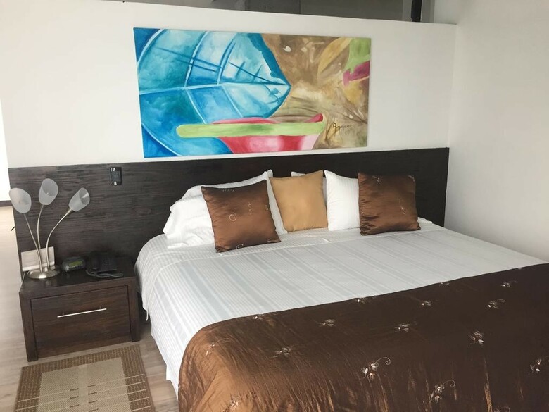 Habitat Hotel