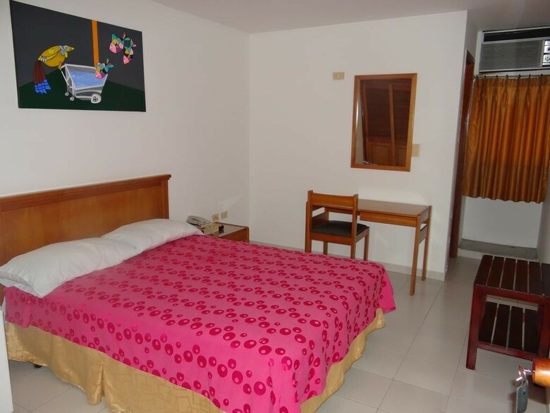 Hotel Sevilla Plaza