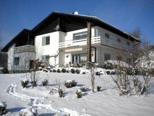 Apartamento G�stezimmer Weiss