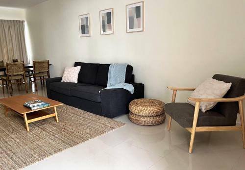 Townhouse At Laguna Park By Lofty