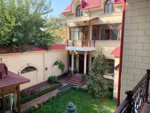 Hostal Hotel Eleon