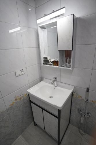 Aura Hotel