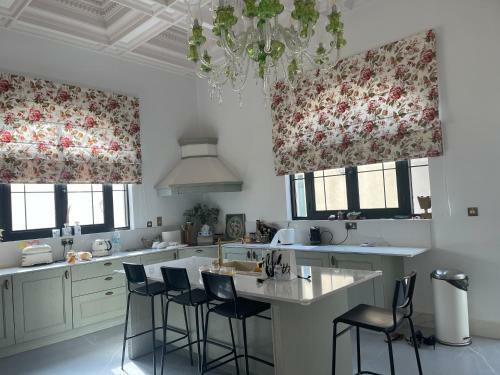 Villa House In Alwakra