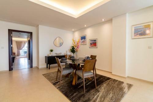 Lovely Apartment In Luxury Tower With Pool & Gym