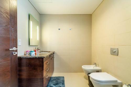 Lovely Apartment In Luxury Tower With Pool & Gym