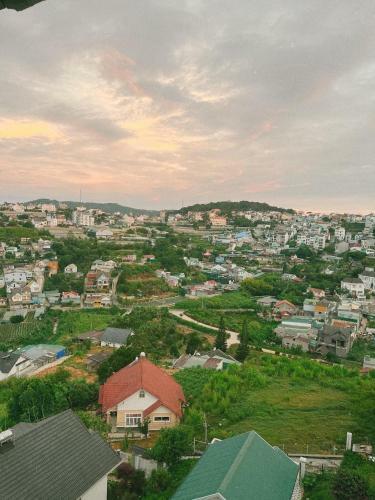 N?ng Mai Homestay ?� L?t