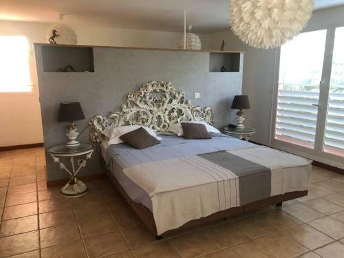 Villa Ti Paradis Cach�-piscine-dans Quartier R�sidentiel