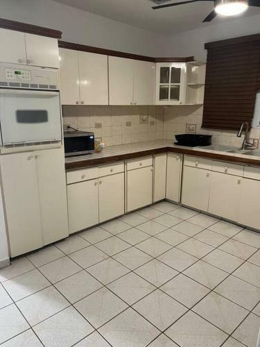Mayaguez Spacious 3 Bedroom Villa