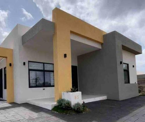 Villa Irie Living Chateau