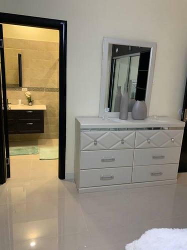 Villa Irie Living Chateau