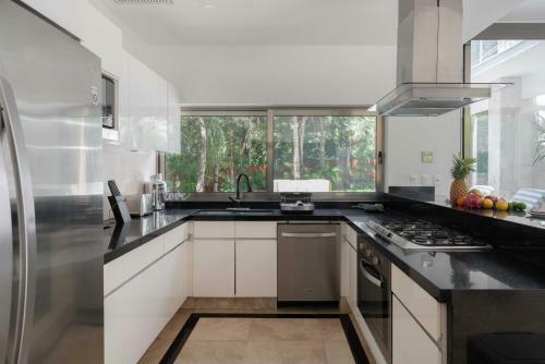 Villa Las Olas With Security, Rooftop, Pools, Golf In Gran Bahia Principe