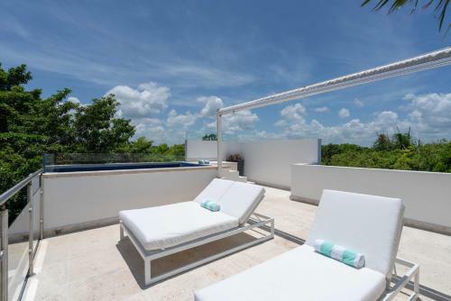 Villa Las Olas With Security, Rooftop, Pools, Golf In Gran Bahia Principe