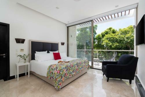 Villa Las Olas With Security, Rooftop, Pools, Golf In Gran Bahia Principe