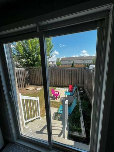 Cozy Townhouse South End Barrie