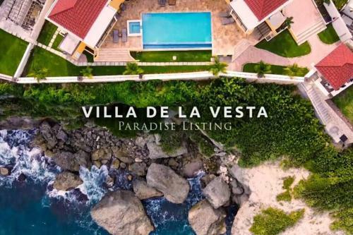 Villa De La Vista By Paradise Listing